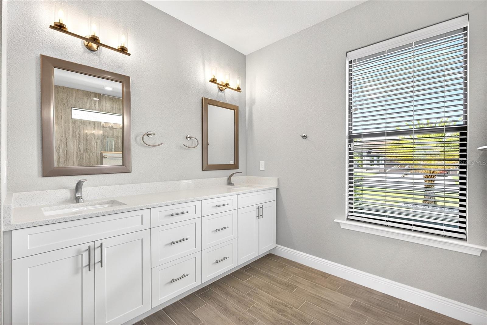 ROTONDA WEST PINE VALLEY - Residential