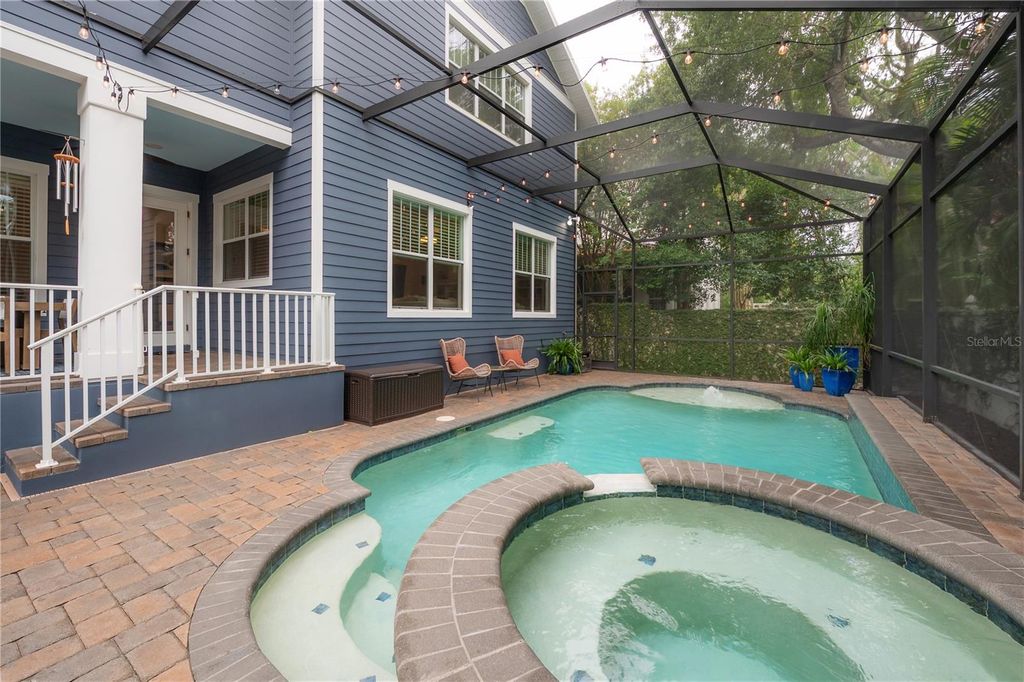 Photo of 2937 W Bayshore Court, Tampa, FL 33611 (MLS # TB8426626)