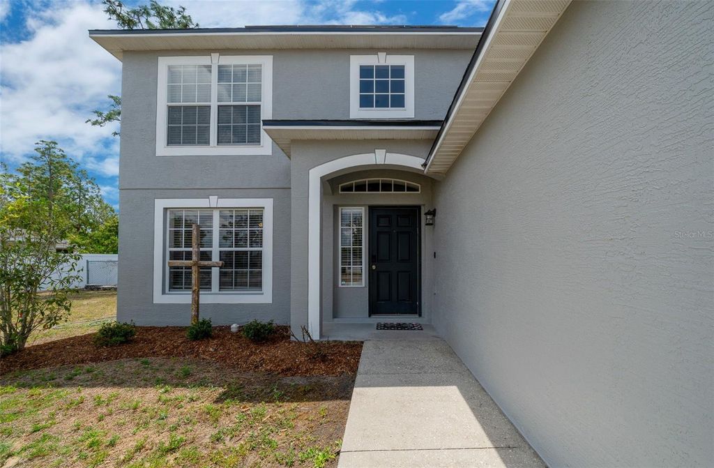 Photo of 17 Fir Drive Trace, Ocala, FL 34472 (MLS # OM723616)