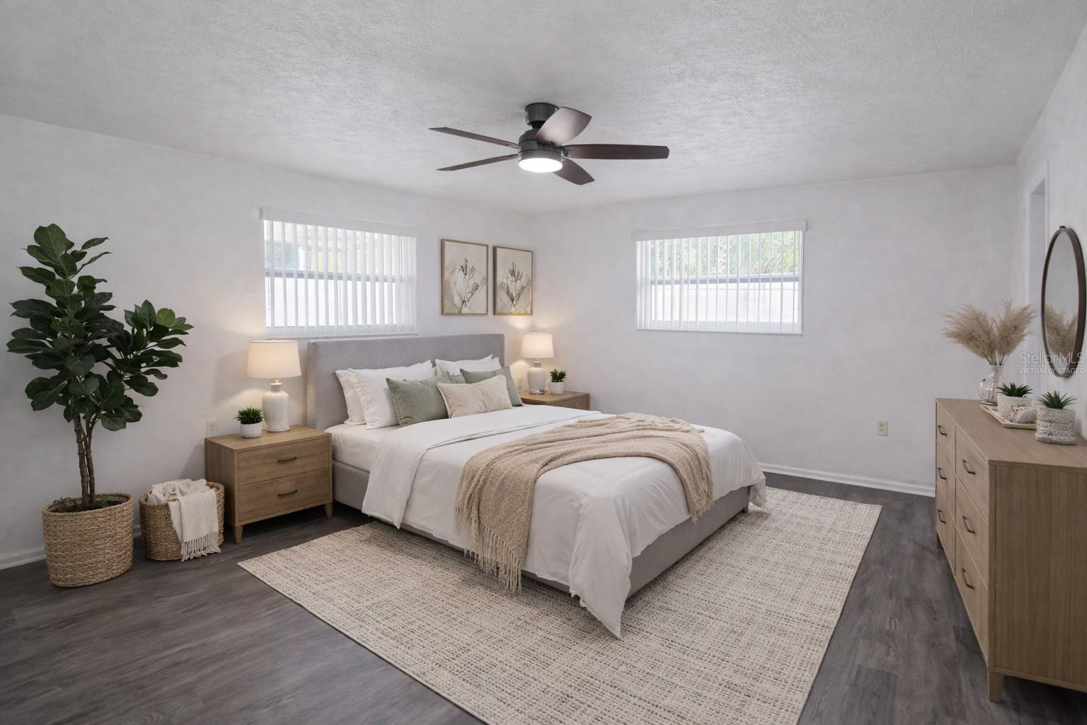 HOLIDAY PARK 6TH ADD - Residential