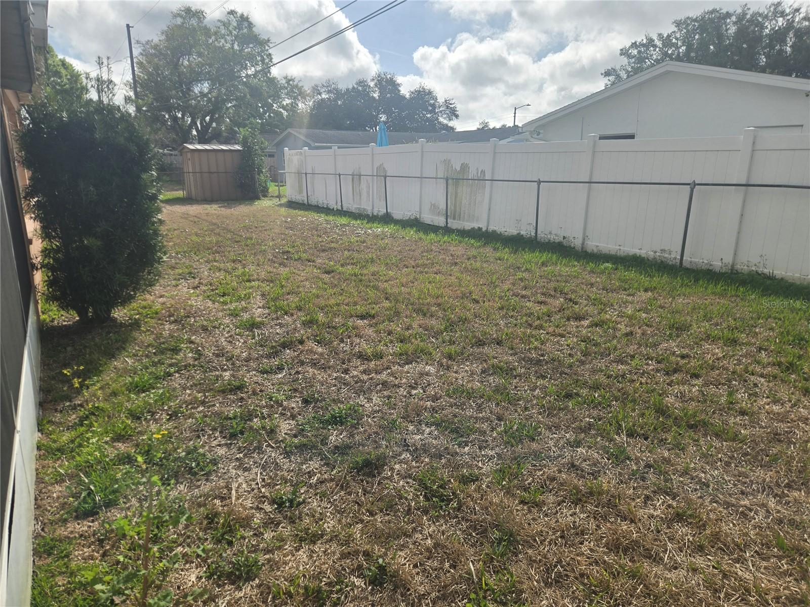 HOLIDAY PARK 6TH ADD - Residential