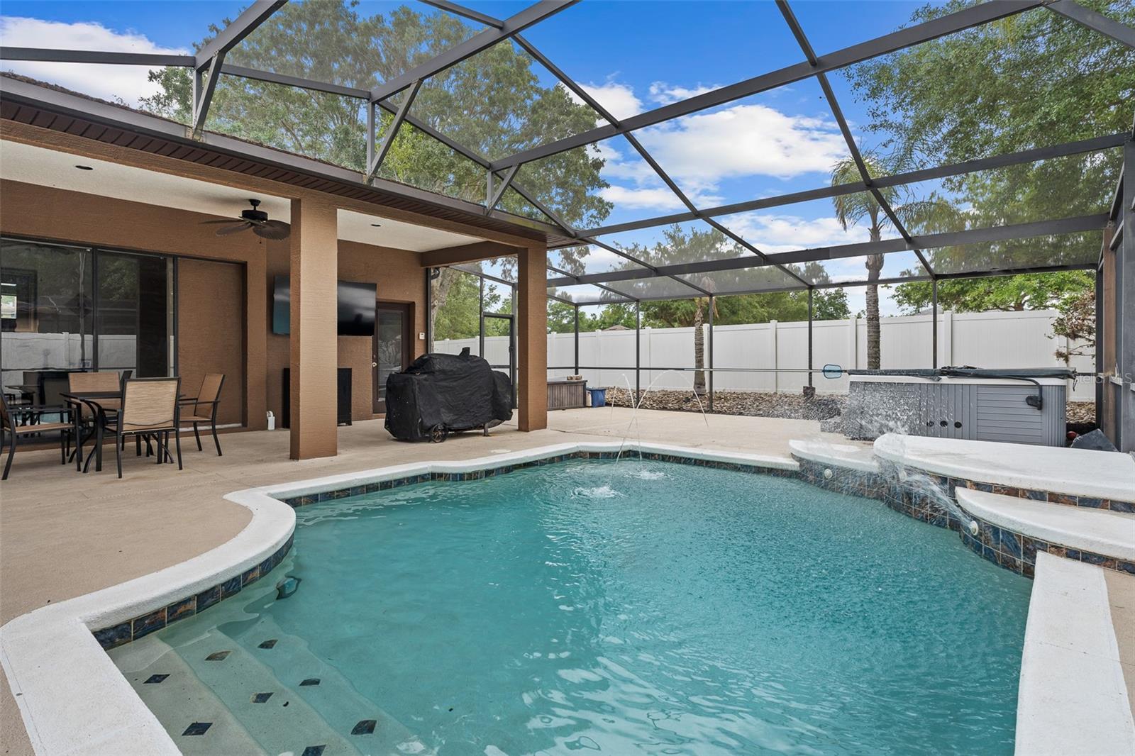 OAKHURST GOLF ESTATES - Residential