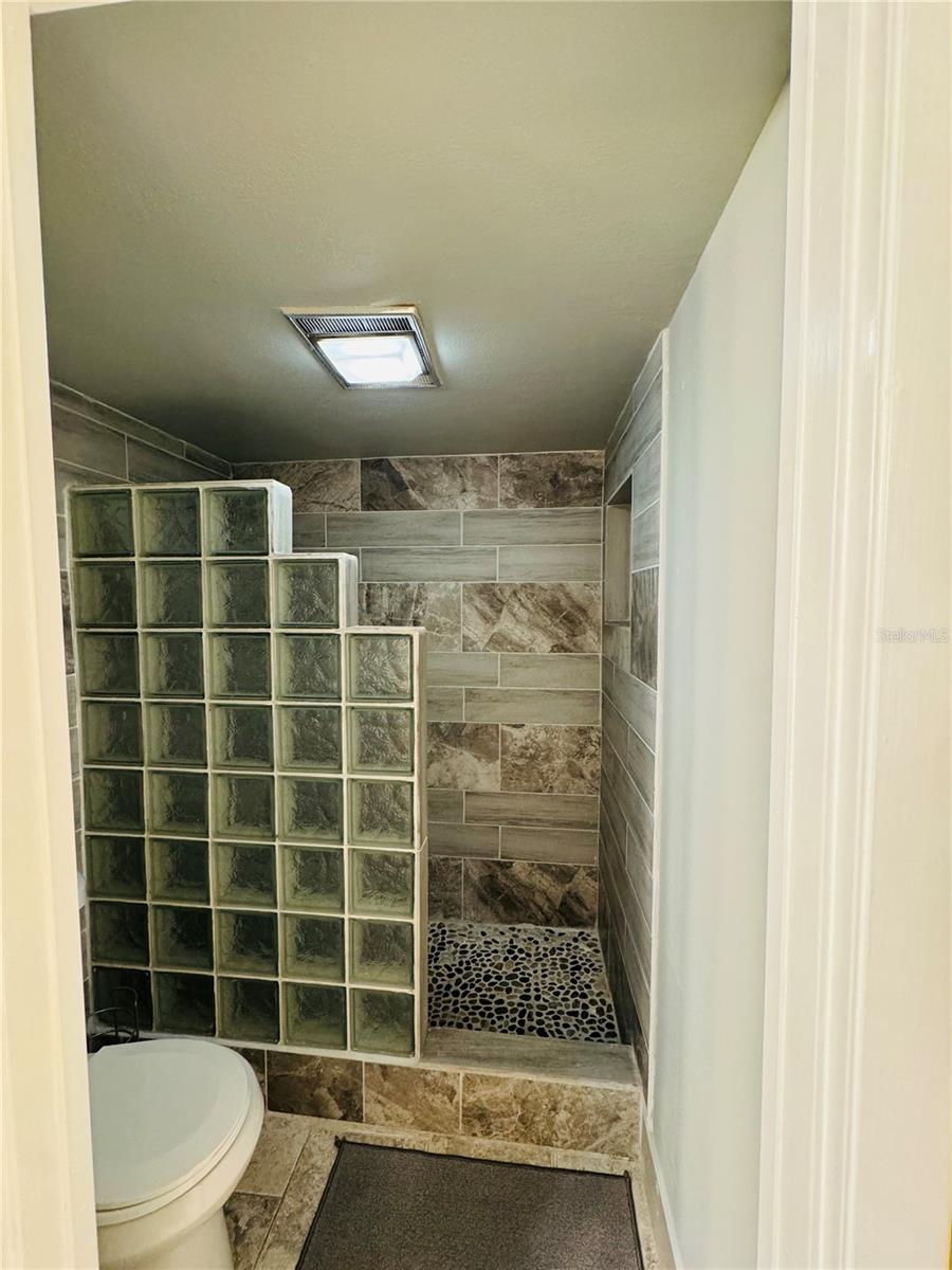 EL CONQUISTADOR VILLAGE 1 SEC 3A - Residential