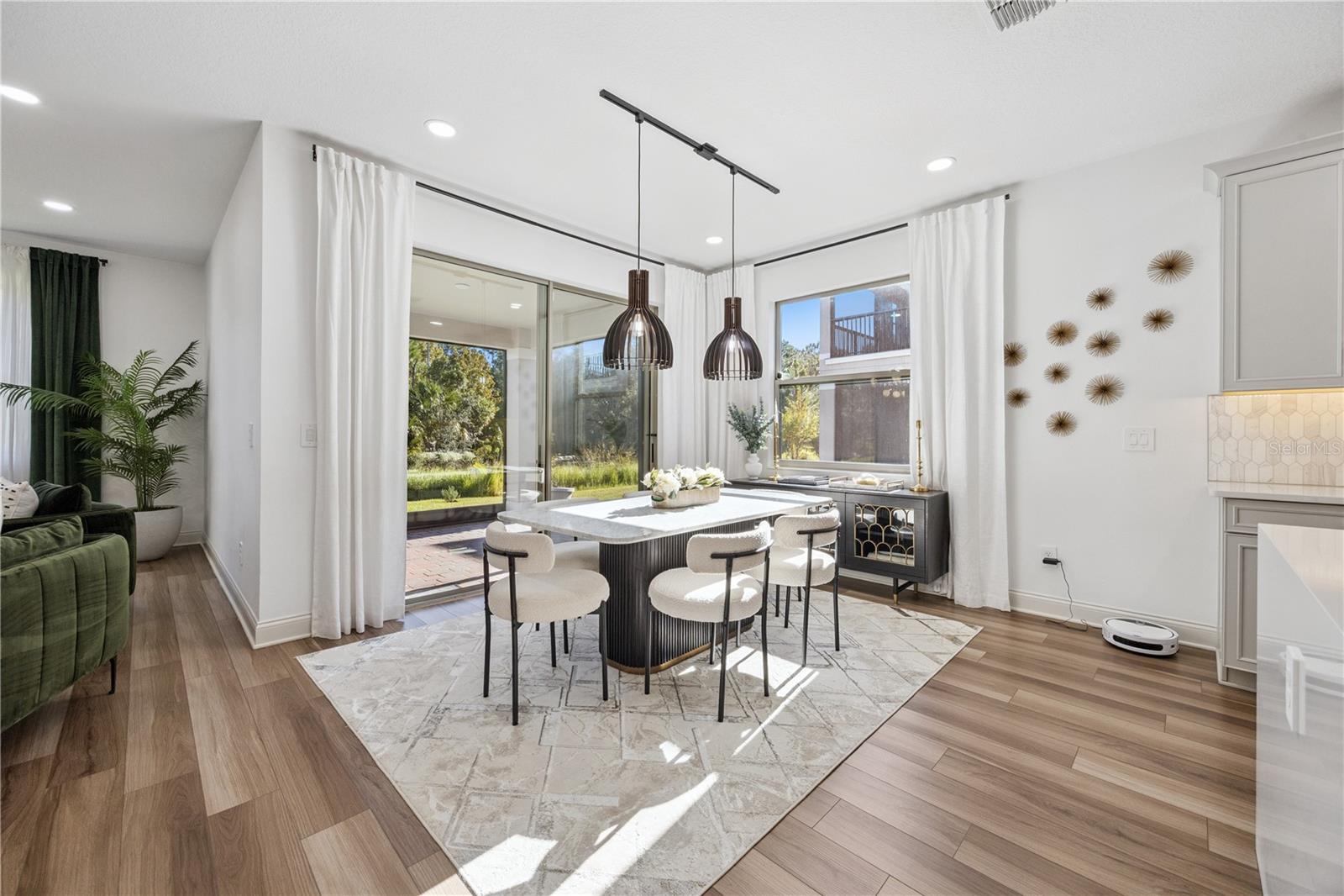 HIDEAWAY COVE AT OVIEDO PH 3 - Residential