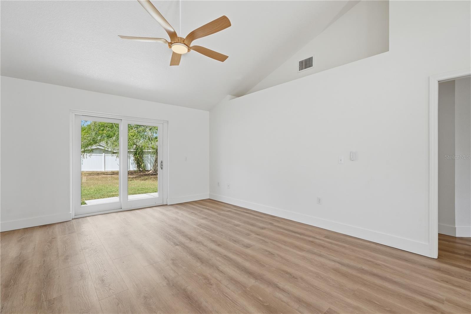 RAINTREE HARBOR 2 - Residential