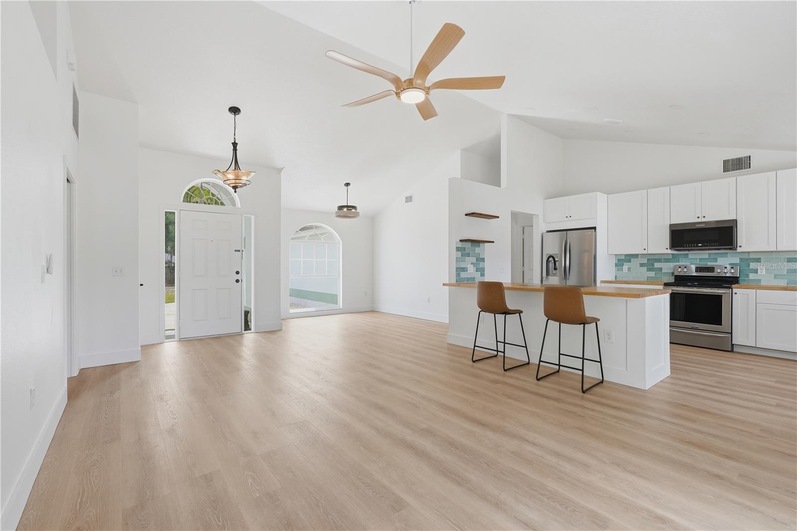 RAINTREE HARBOR 2 - Residential