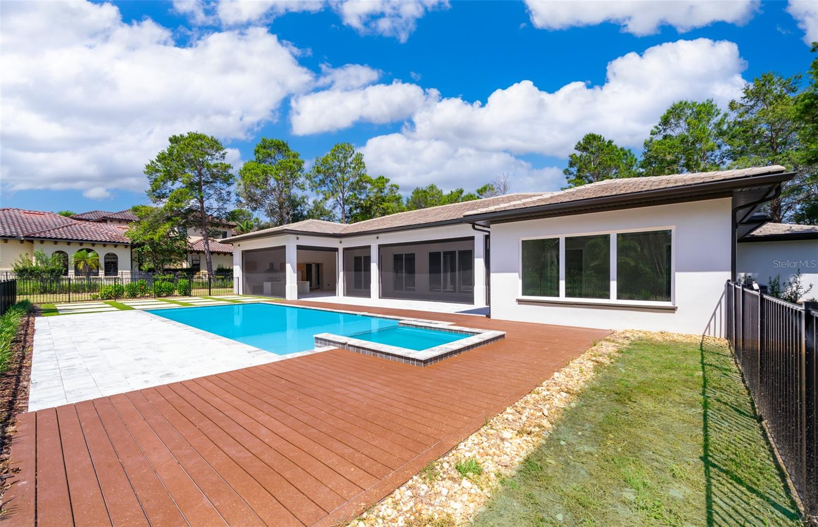 BELLA COLLINA SUB - Residential