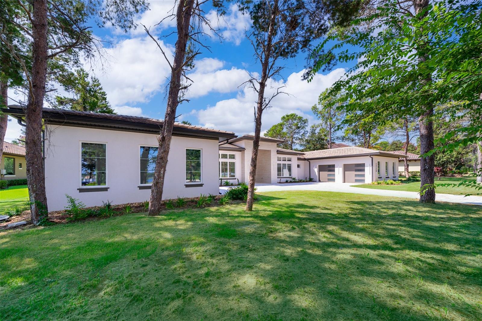 BELLA COLLINA SUB - Residential