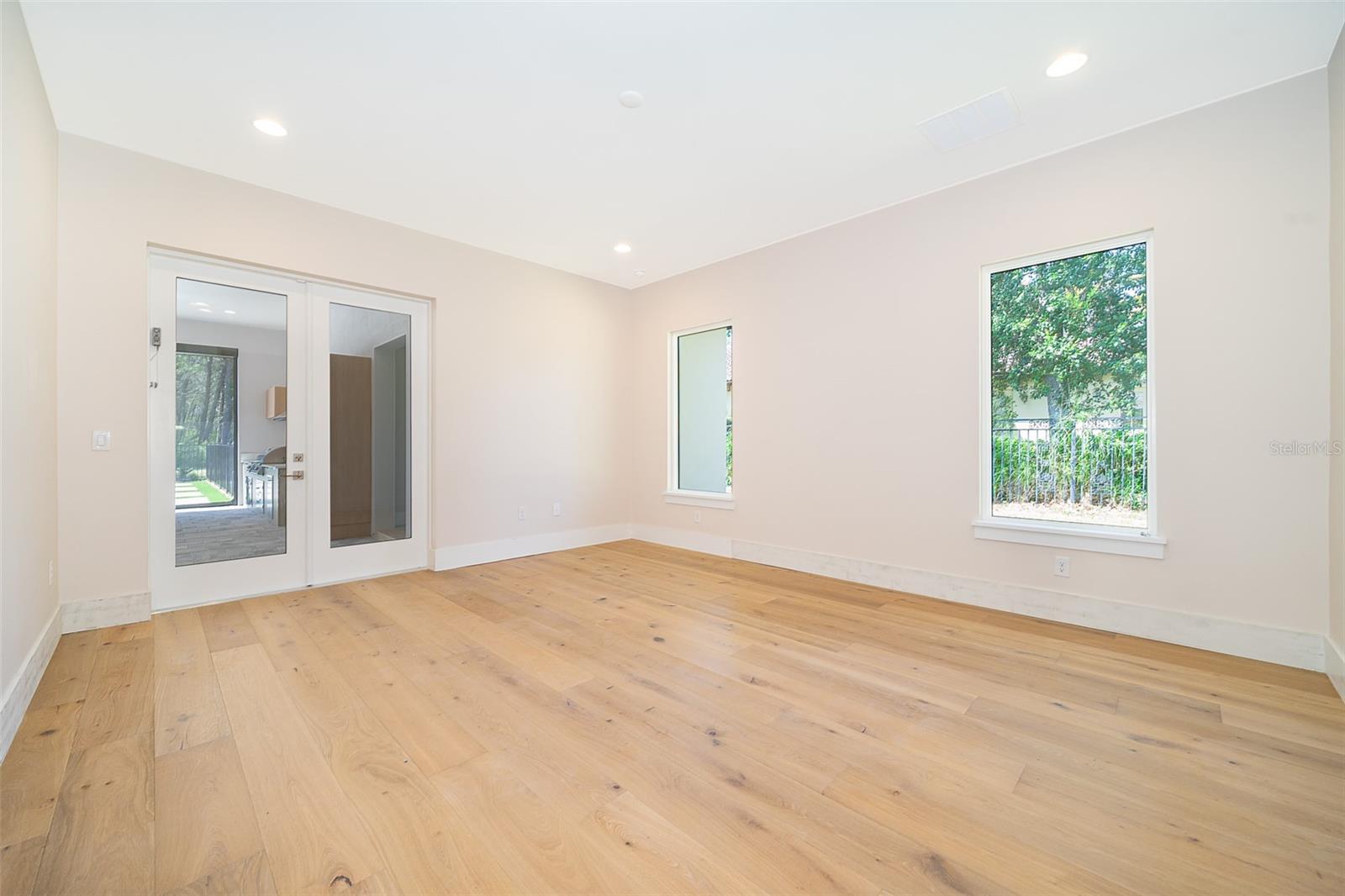 BELLA COLLINA SUB - Residential