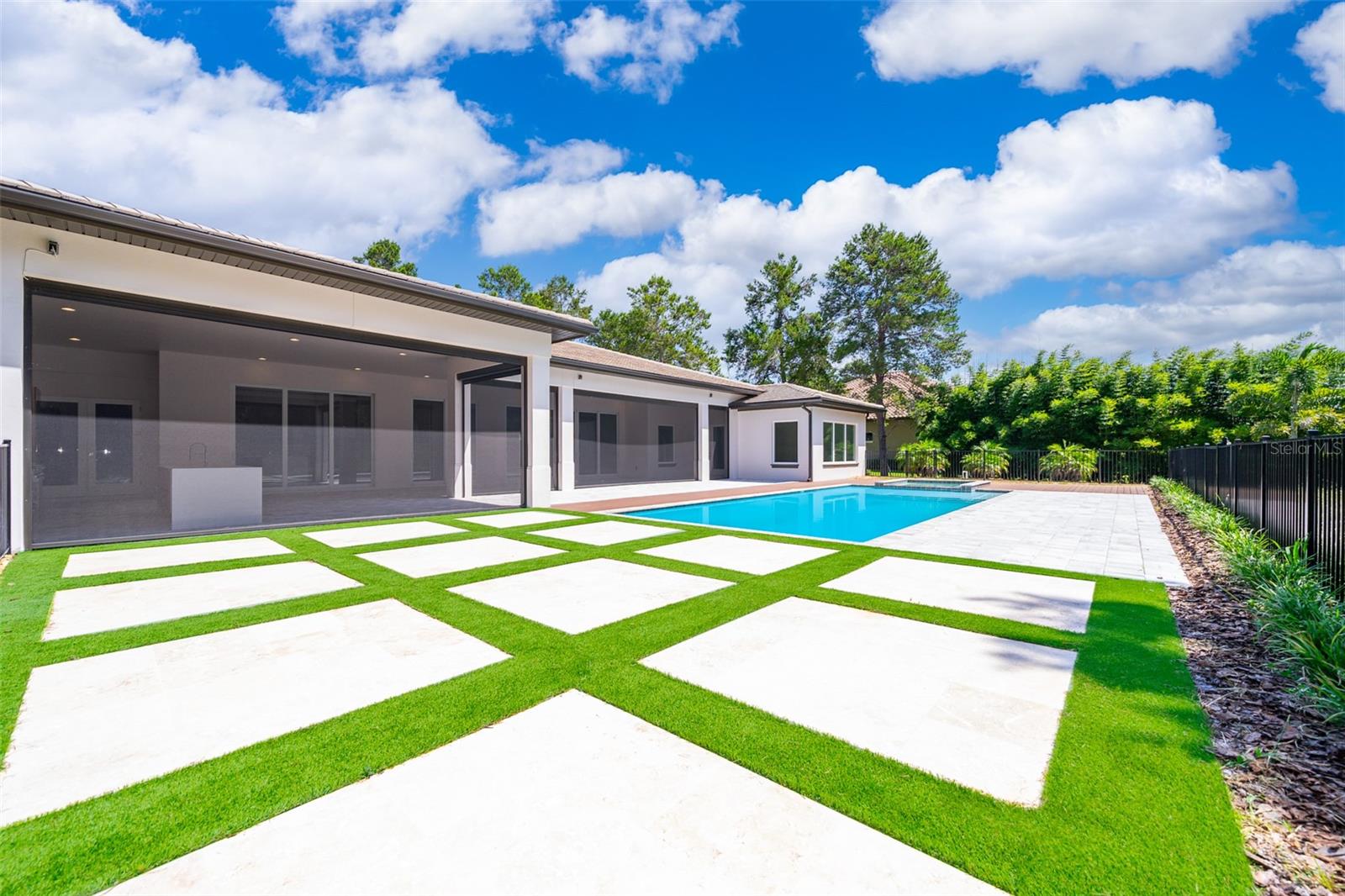 BELLA COLLINA SUB - Residential