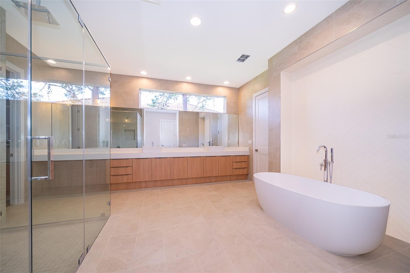 BELLA COLLINA SUB - Residential