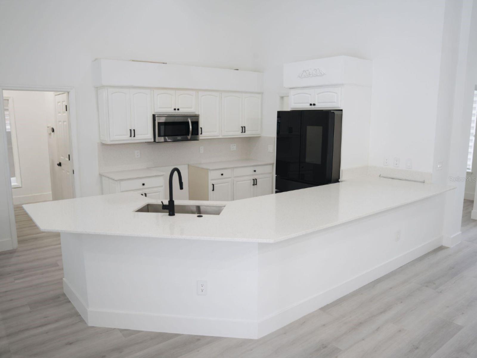 LAKE AJAY VILLAGE TR B REP - Residential Lease