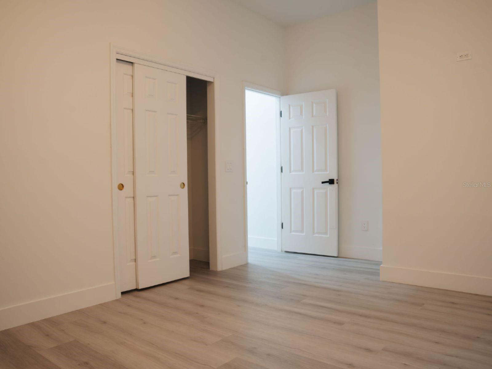 LAKE AJAY VILLAGE TR B REP - Residential Lease