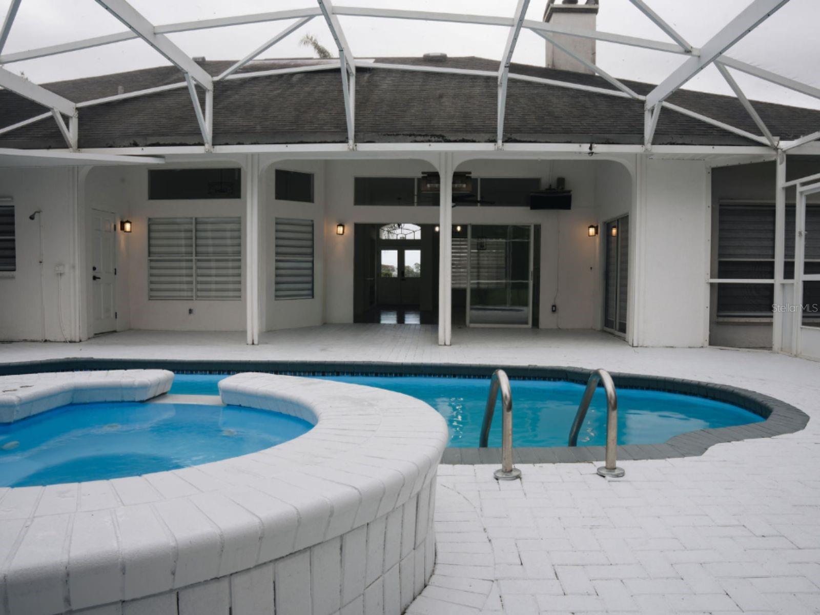 LAKE AJAY VILLAGE TR B REP - Residential Lease