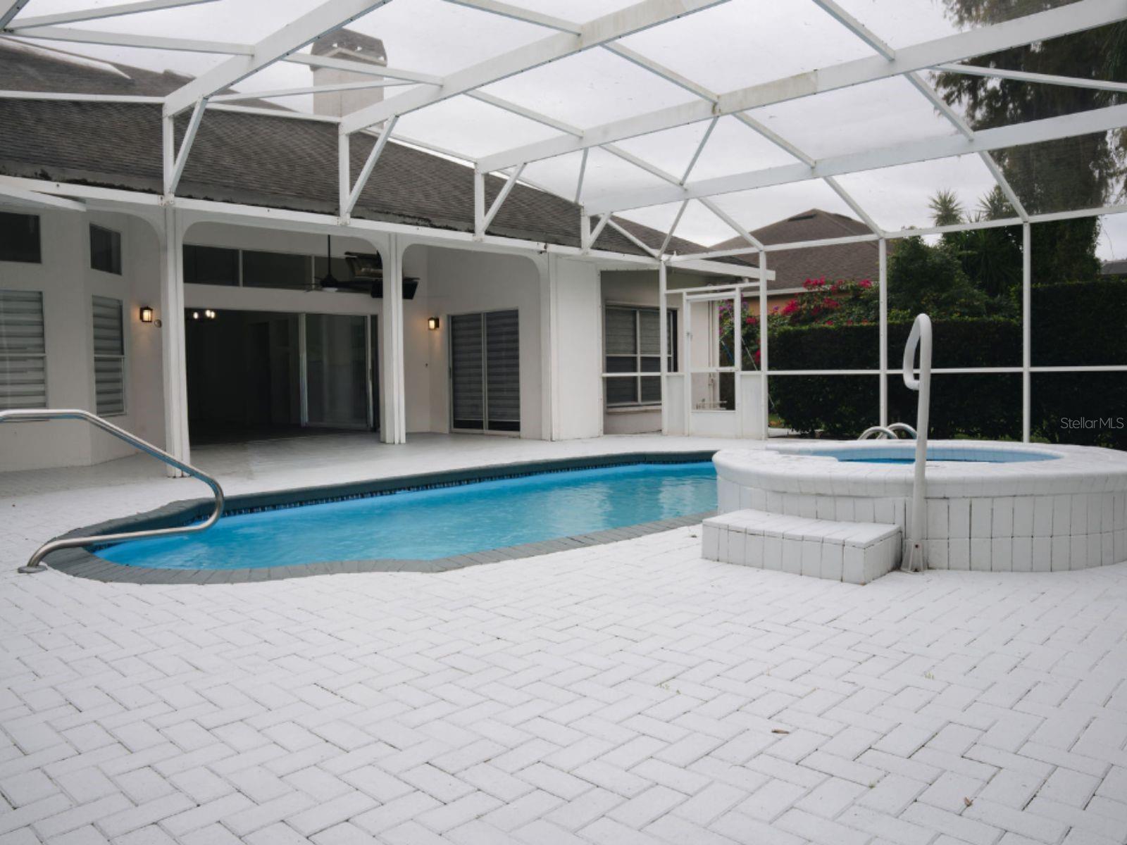 LAKE AJAY VILLAGE TR B REP - Residential Lease