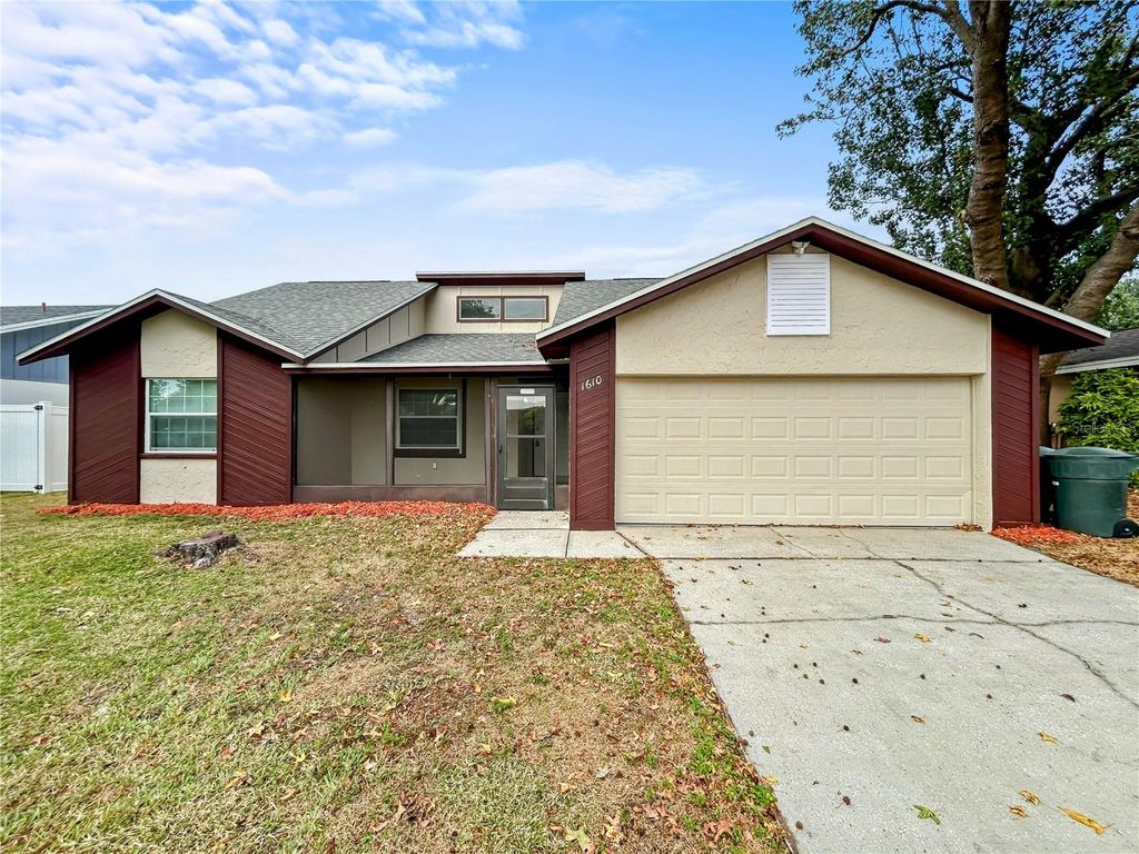 Photo of 1610 Harbor Way, Bartow, FL 33830 (MLS # O6364949)