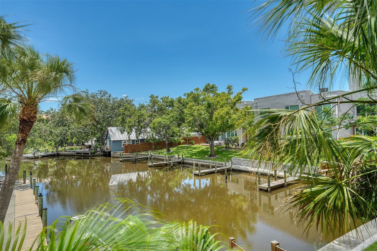 HUDSON OAKS - Residential