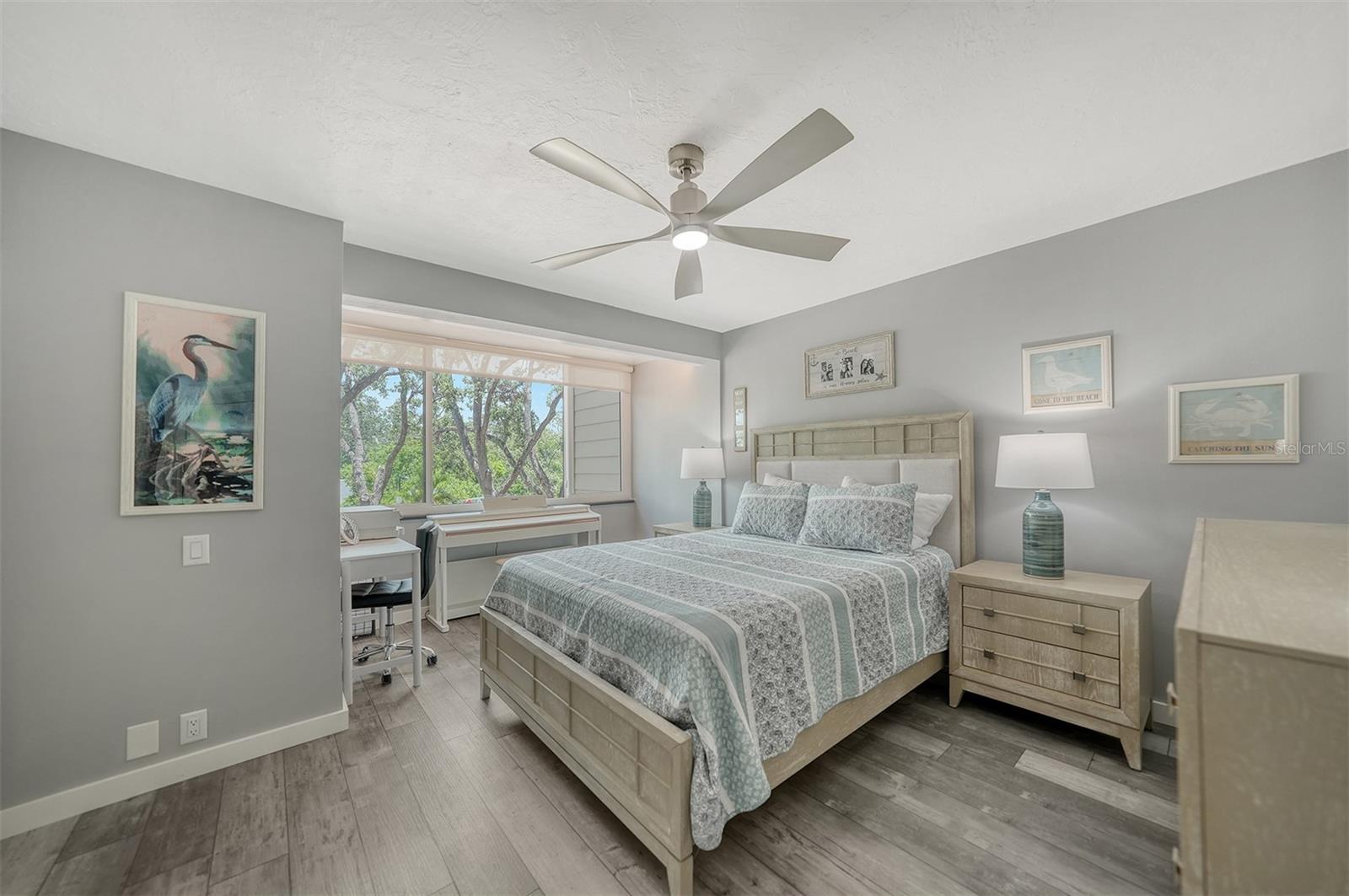 HUDSON OAKS - Residential