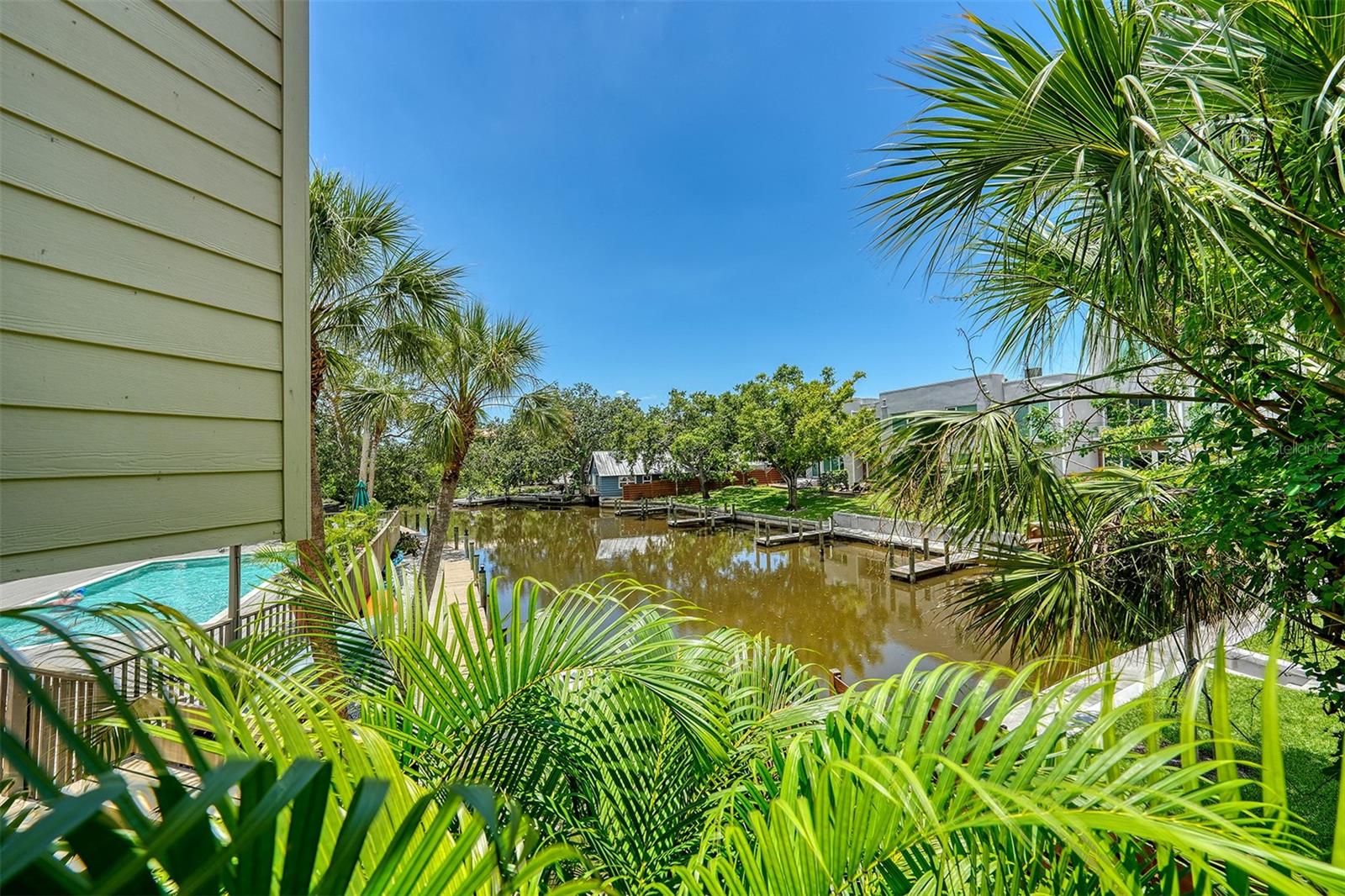 HUDSON OAKS - Residential