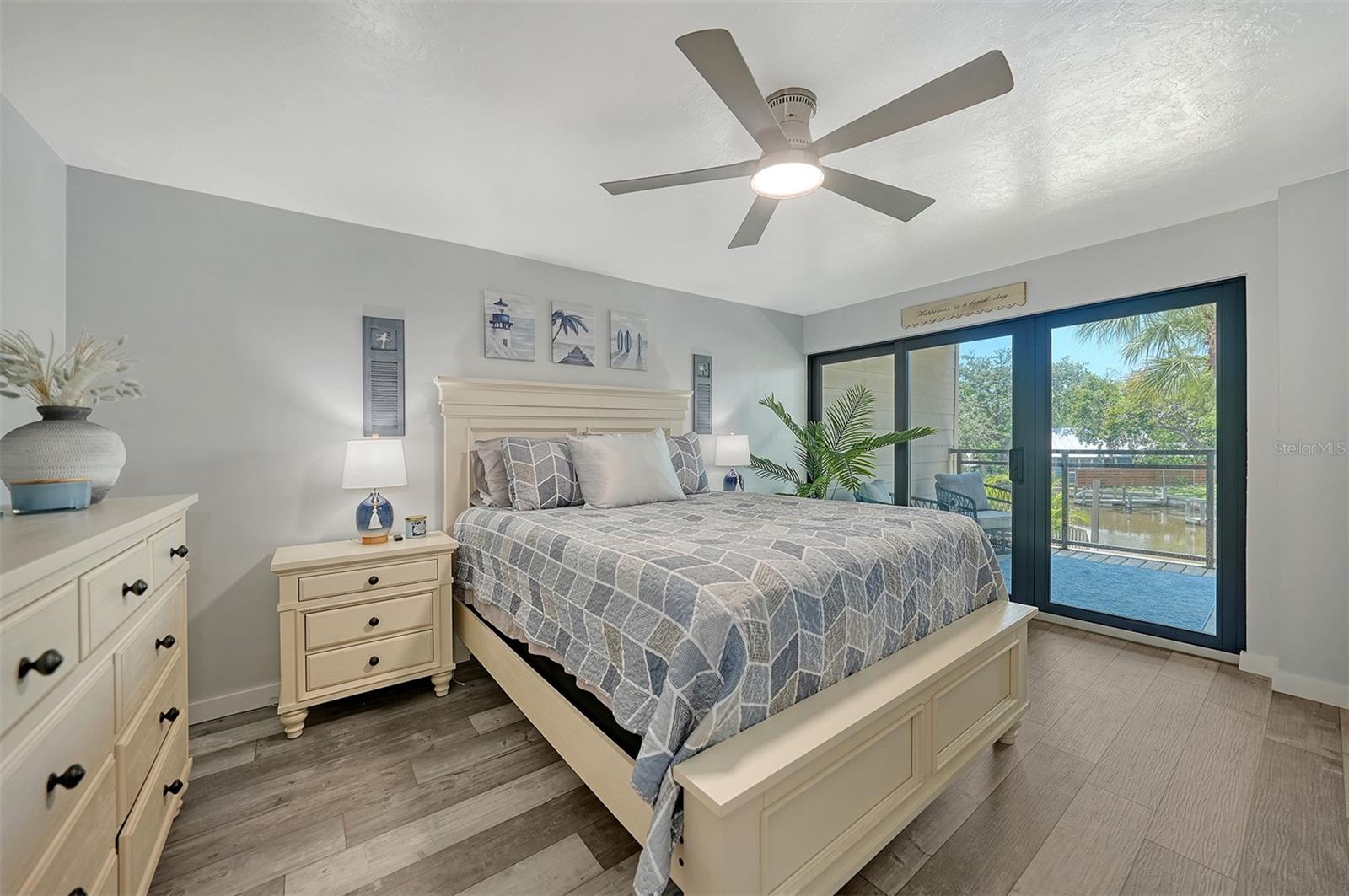 HUDSON OAKS - Residential