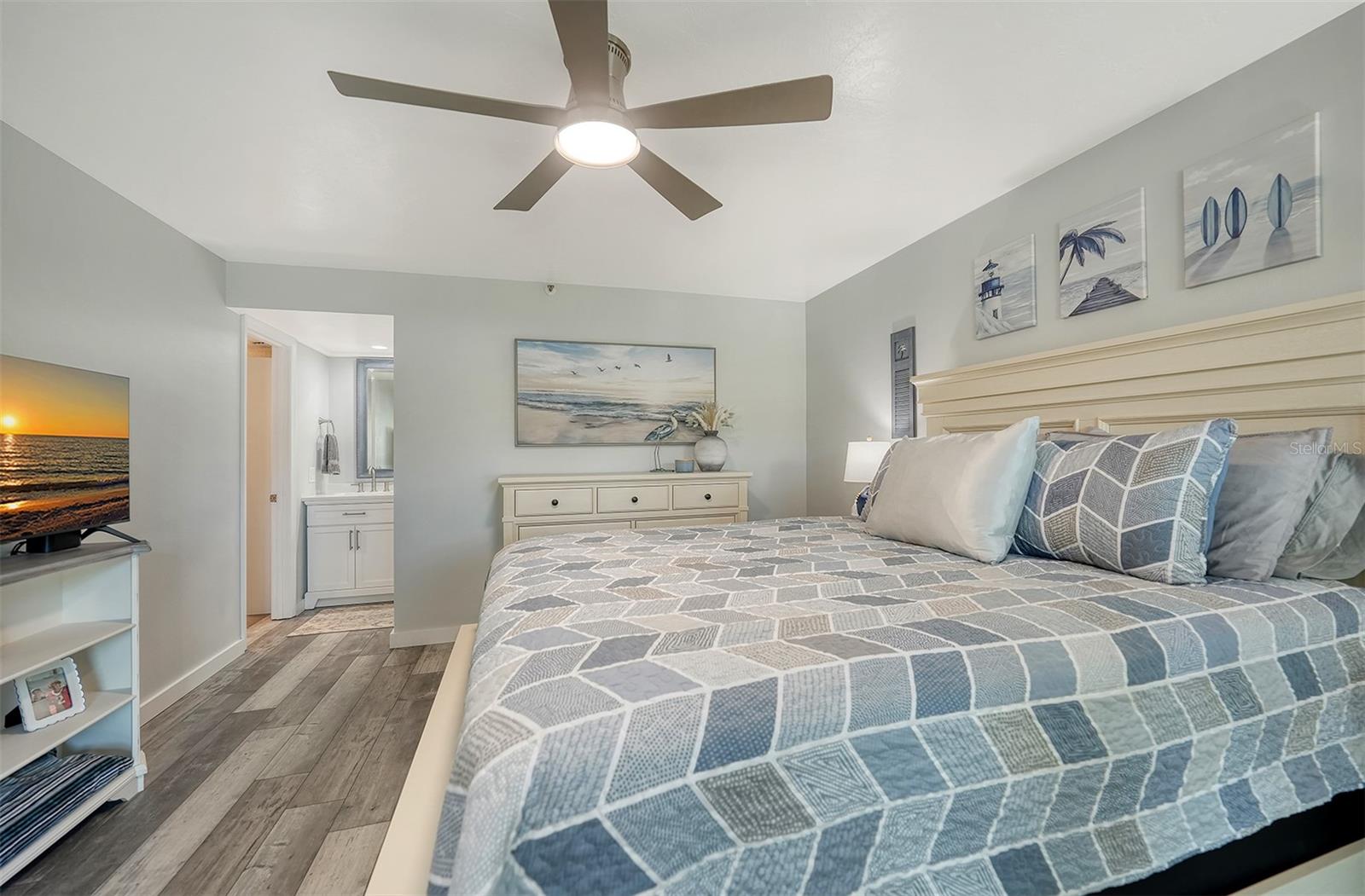 HUDSON OAKS - Residential