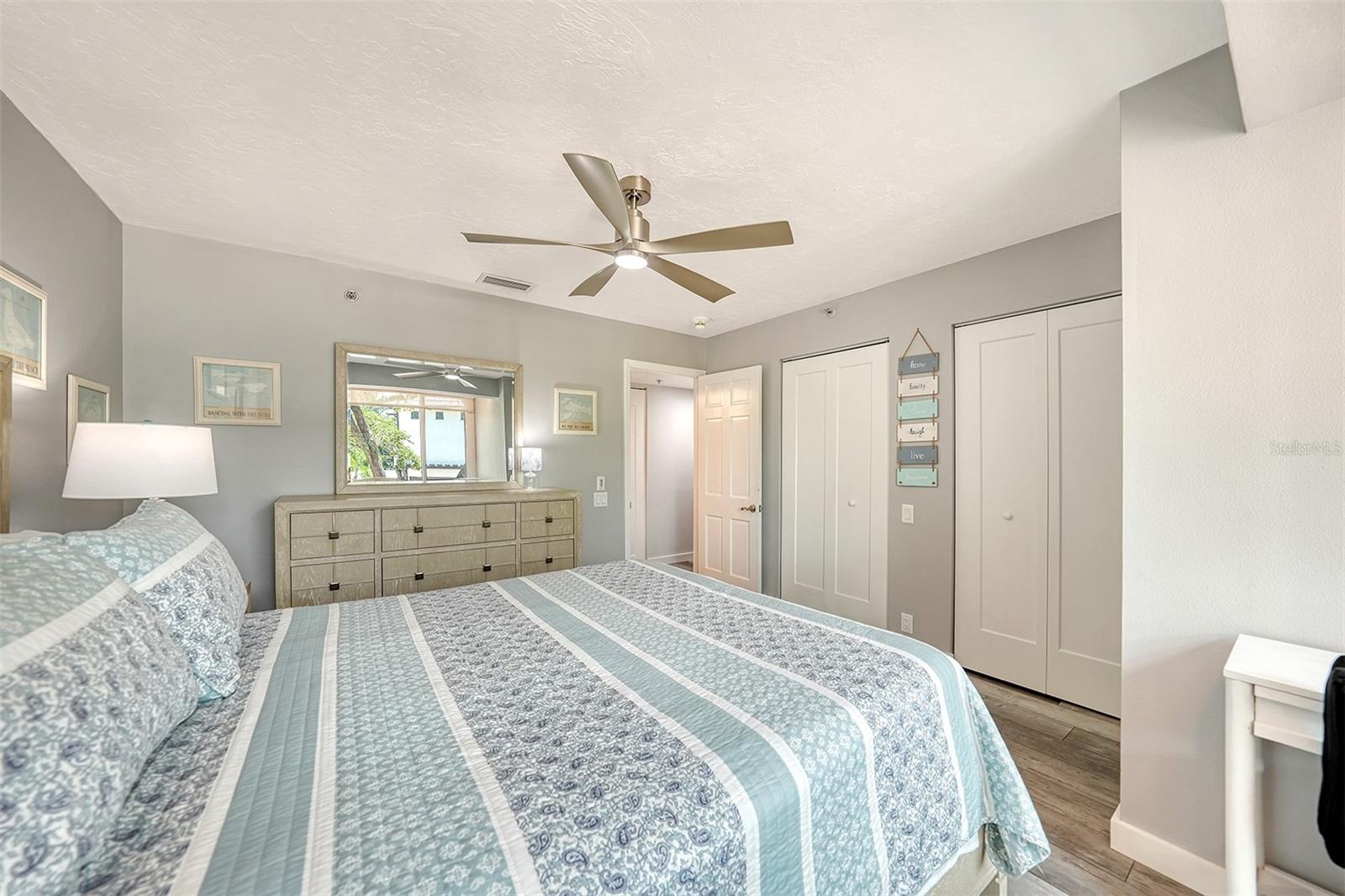 HUDSON OAKS - Residential