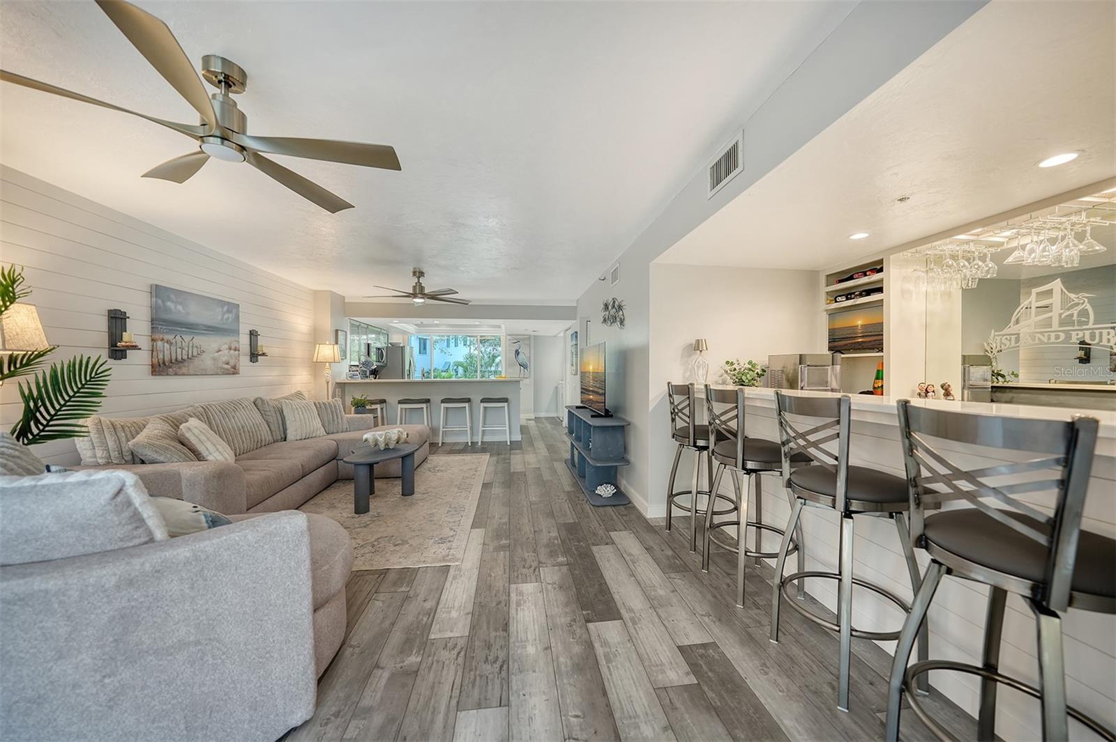 HUDSON OAKS - Residential