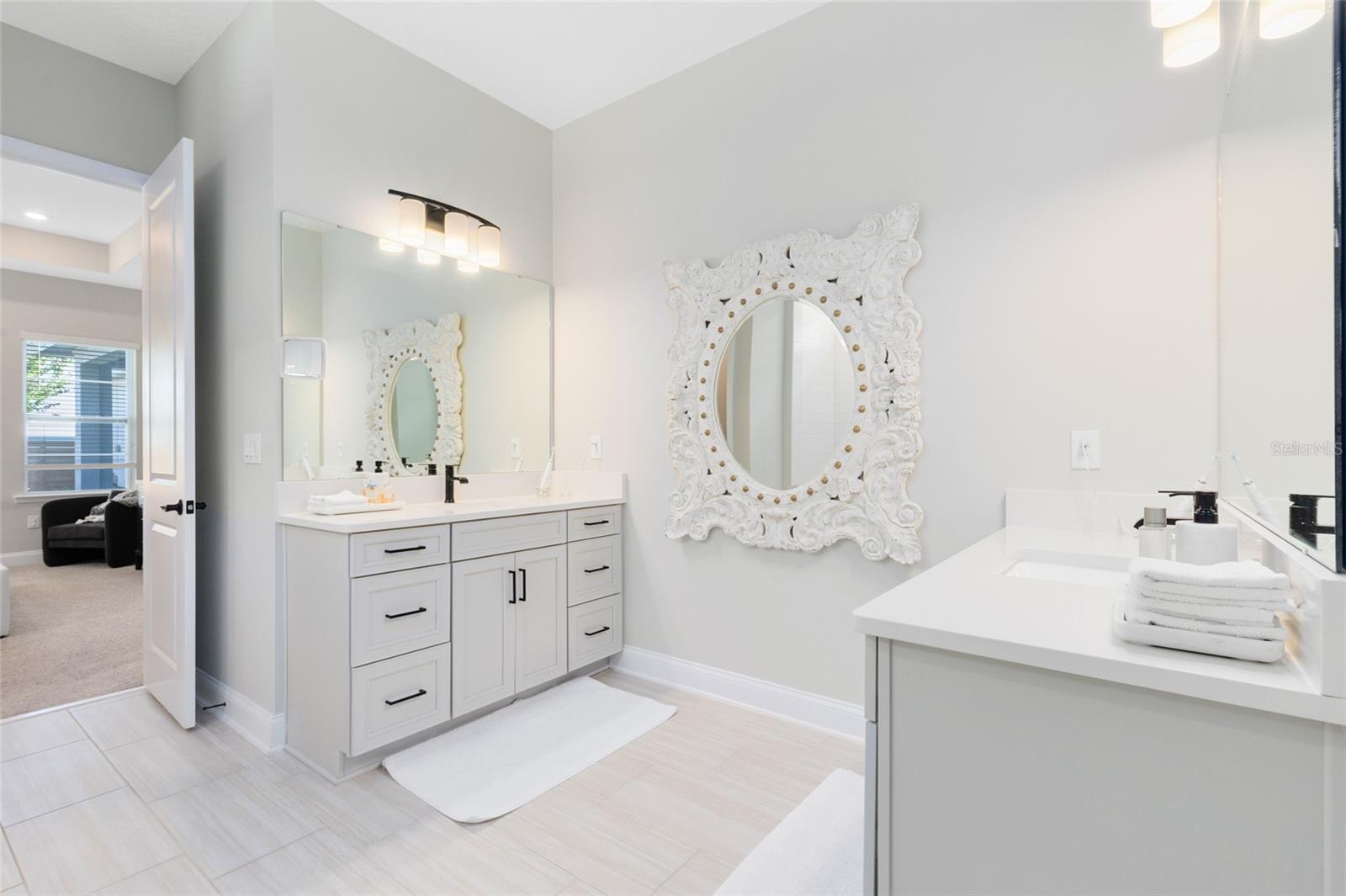 LAUREATE PARK - Residential