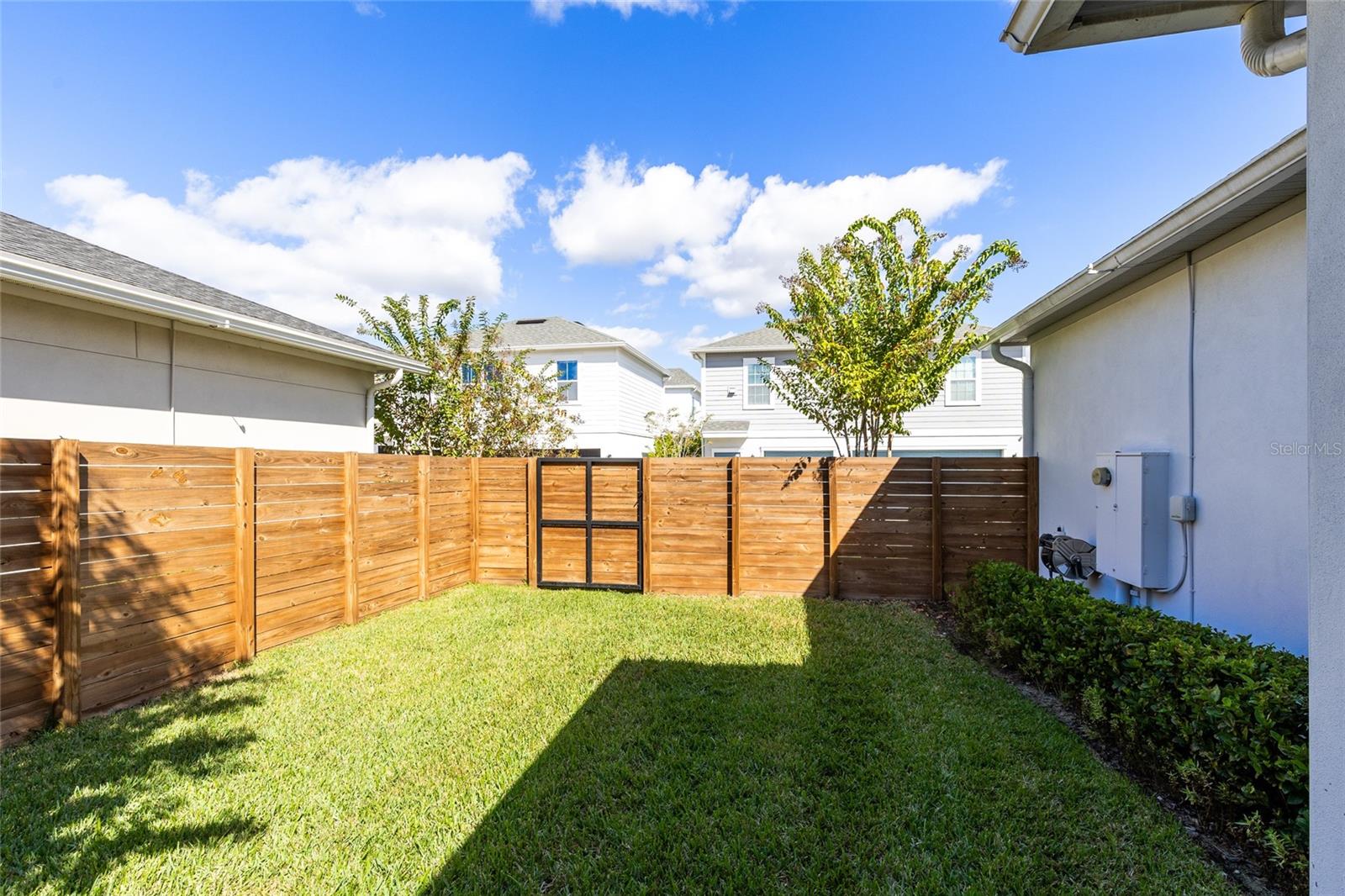 LAUREATE PARK - Residential