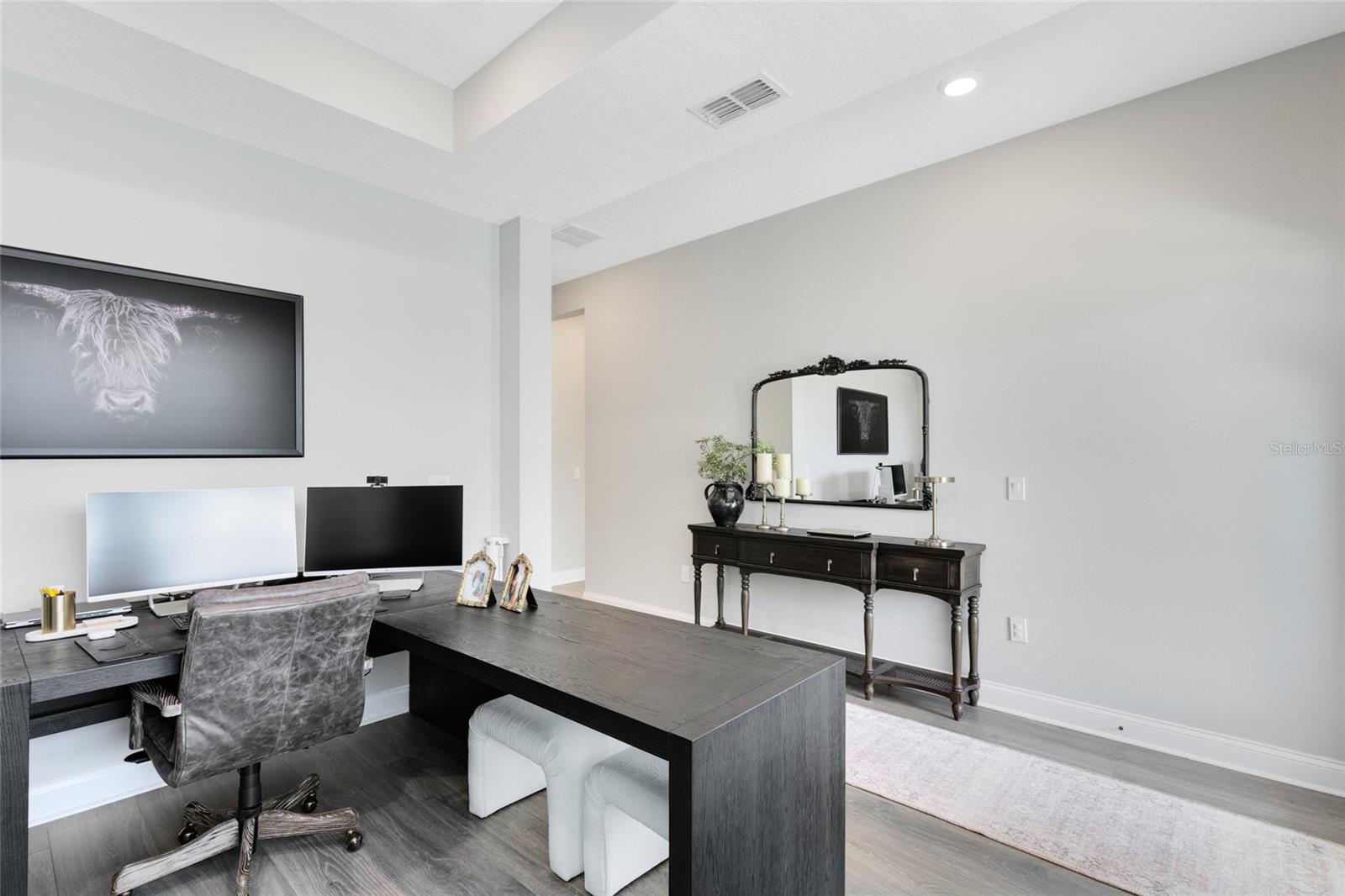 LAUREATE PARK - Residential