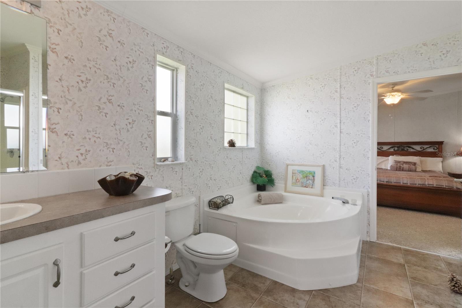 MAPLE LEAF ESTATES - Residential