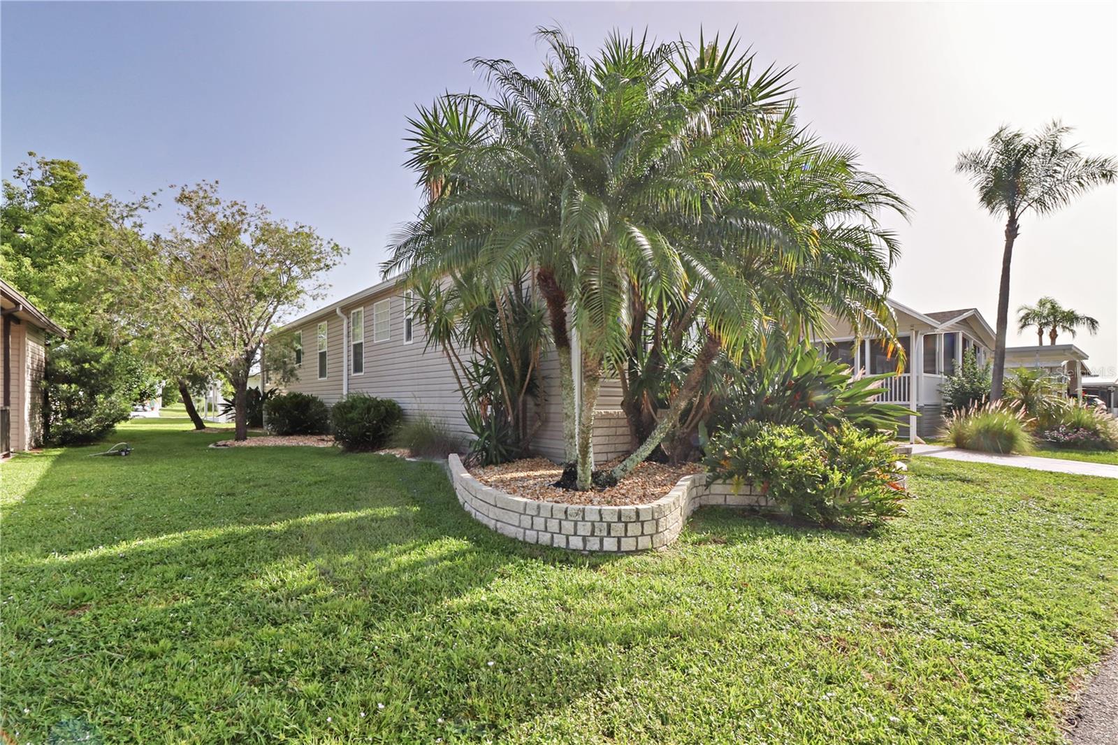 MAPLE LEAF ESTATES - Residential