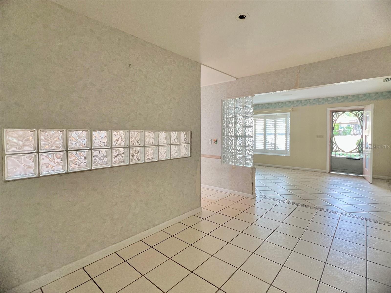EMERALD HILL ESTATES - Residential