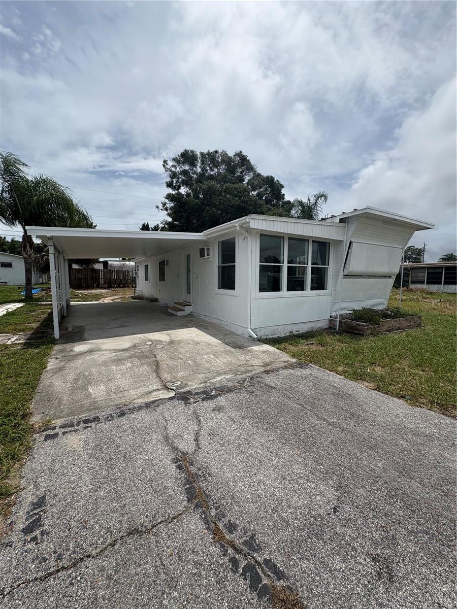 Offered as part of a divisible, four-property portfolio. Preference will be given to prospective purchasers that submit offers on all four properties. Please reach out to the listing agent for financial information on the portfolio. DO NOT SPEAK WITH ANY OF THE TENANTS OR ACCESS THE PROPERTY WITHOUT PRIOR CONSENT OF THE LISTING AGENT.
2 bedroom 1.5 bath manufactured home, located near numerous shopping centers, hospitals, library and more. #1 Rated Clearwater Beach is approximately 30 minutes away by car. The immediate area offers countless, beautiful nature parks with beach access, canoeing, sun bathing, wild life watching. Residents and tenants may experience all of these natural amenities within close proximity to your property!
Owner makes no representations to the condition of the property - SOLD AS IS.