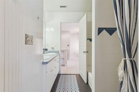 Tiny photo for 190 Crystal Lake Drive, Clermont, FL 34711 (MLS # G5109694)