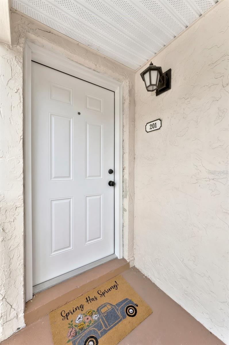 Photo of 592 100th Avenue N #201, St Petersburg, FL 33702 (MLS # TB8517118)
