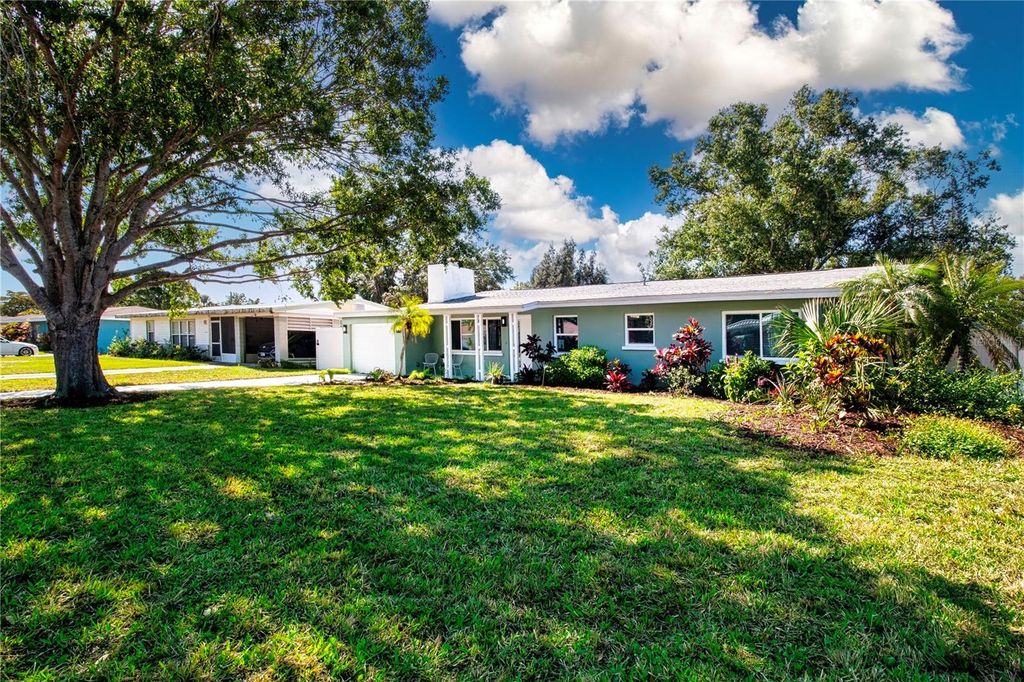 Photo of 2238 Rose Street, Sarasota, FL 34239 (MLS # A4664094)