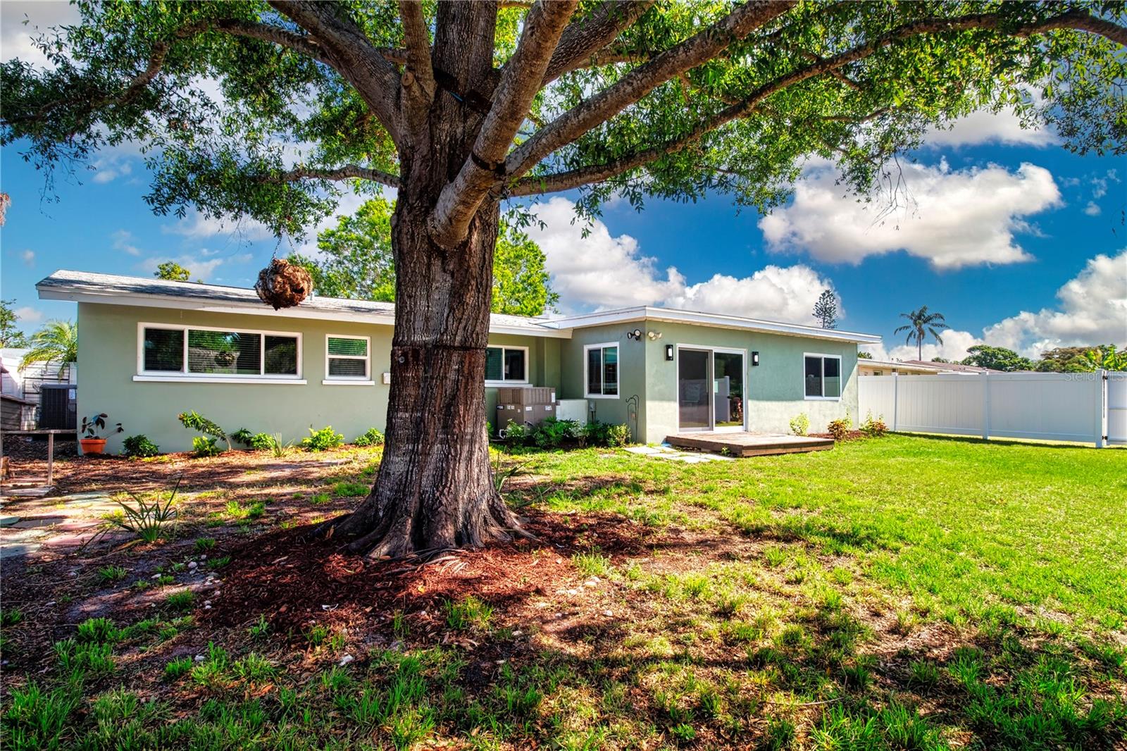 HYDE PARK CITRUS SUB - Residential