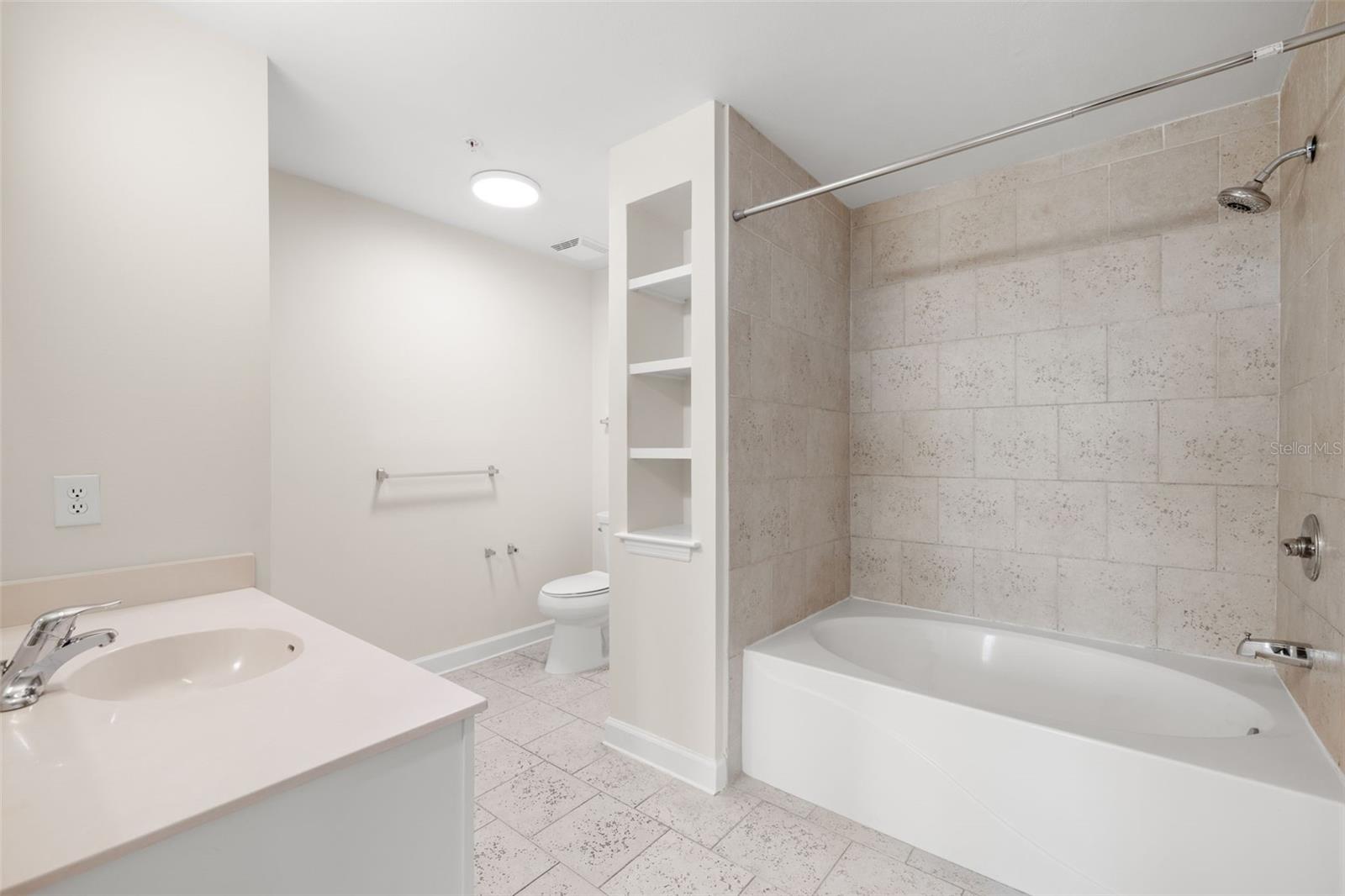 345 BAYSHORE A CONDO - Residential Lease