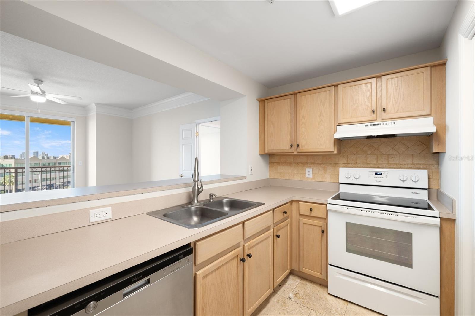 345 BAYSHORE A CONDO - Residential Lease