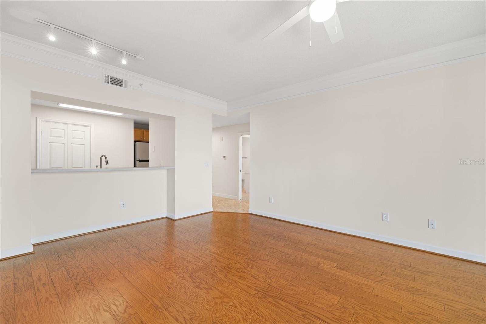 345 BAYSHORE A CONDO - Residential Lease