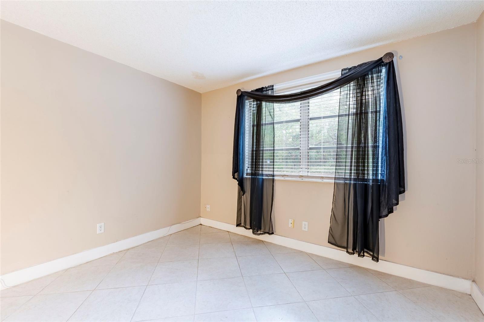 HIGHLANDS - Residential