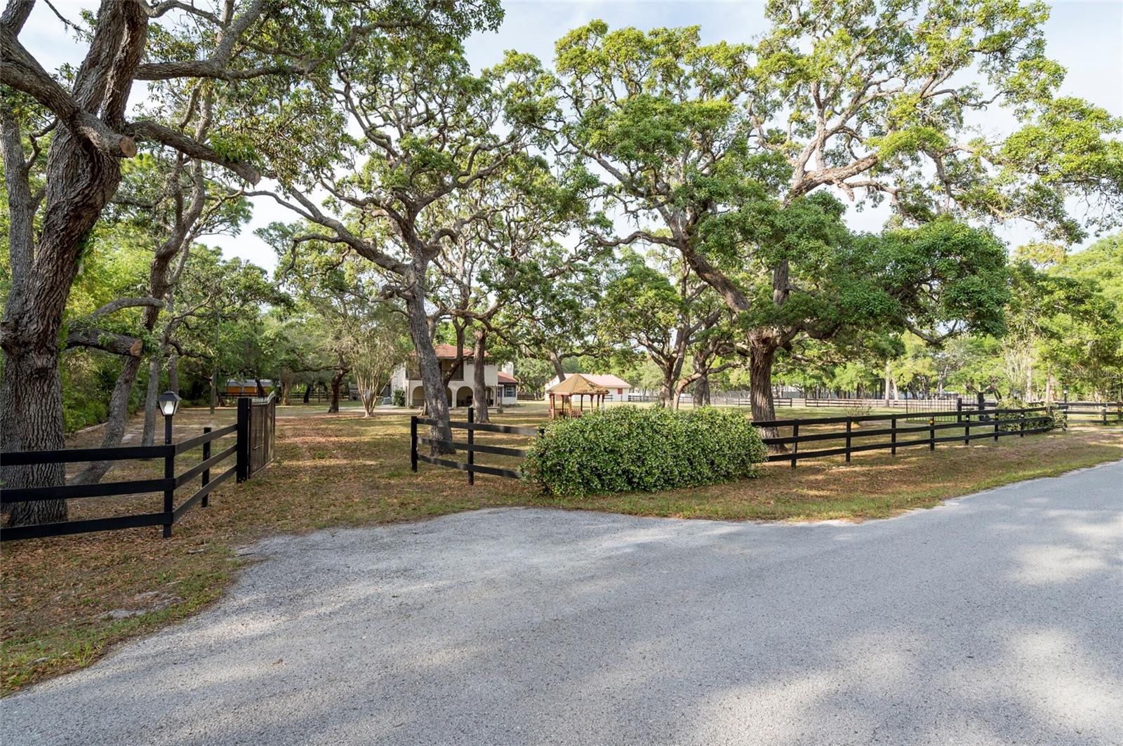 HIGHLANDS - Residential