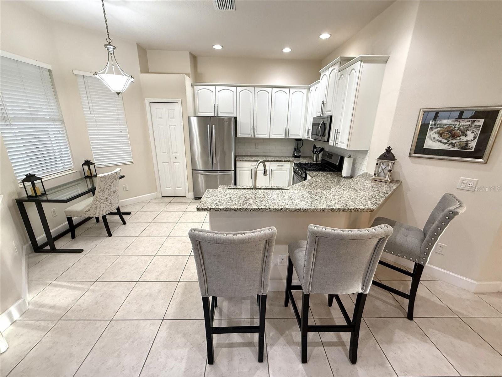 RIVER PLACE - Residential