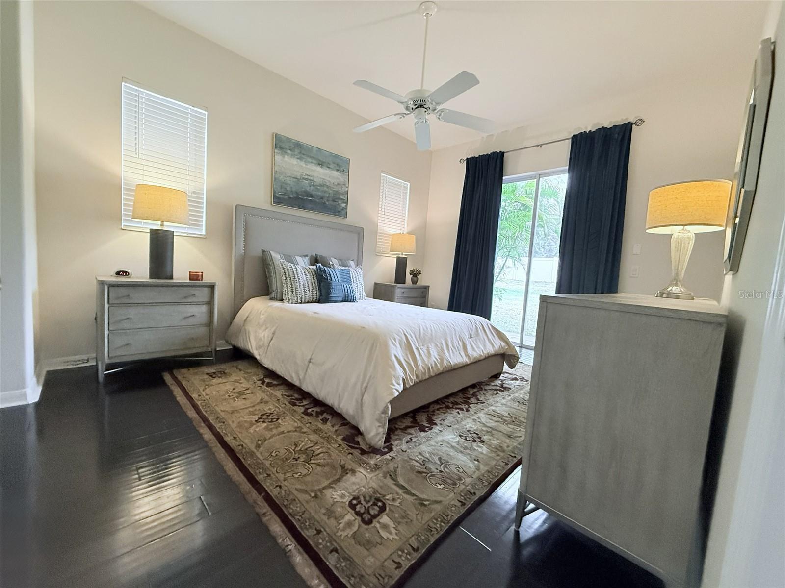 RIVER PLACE - Residential