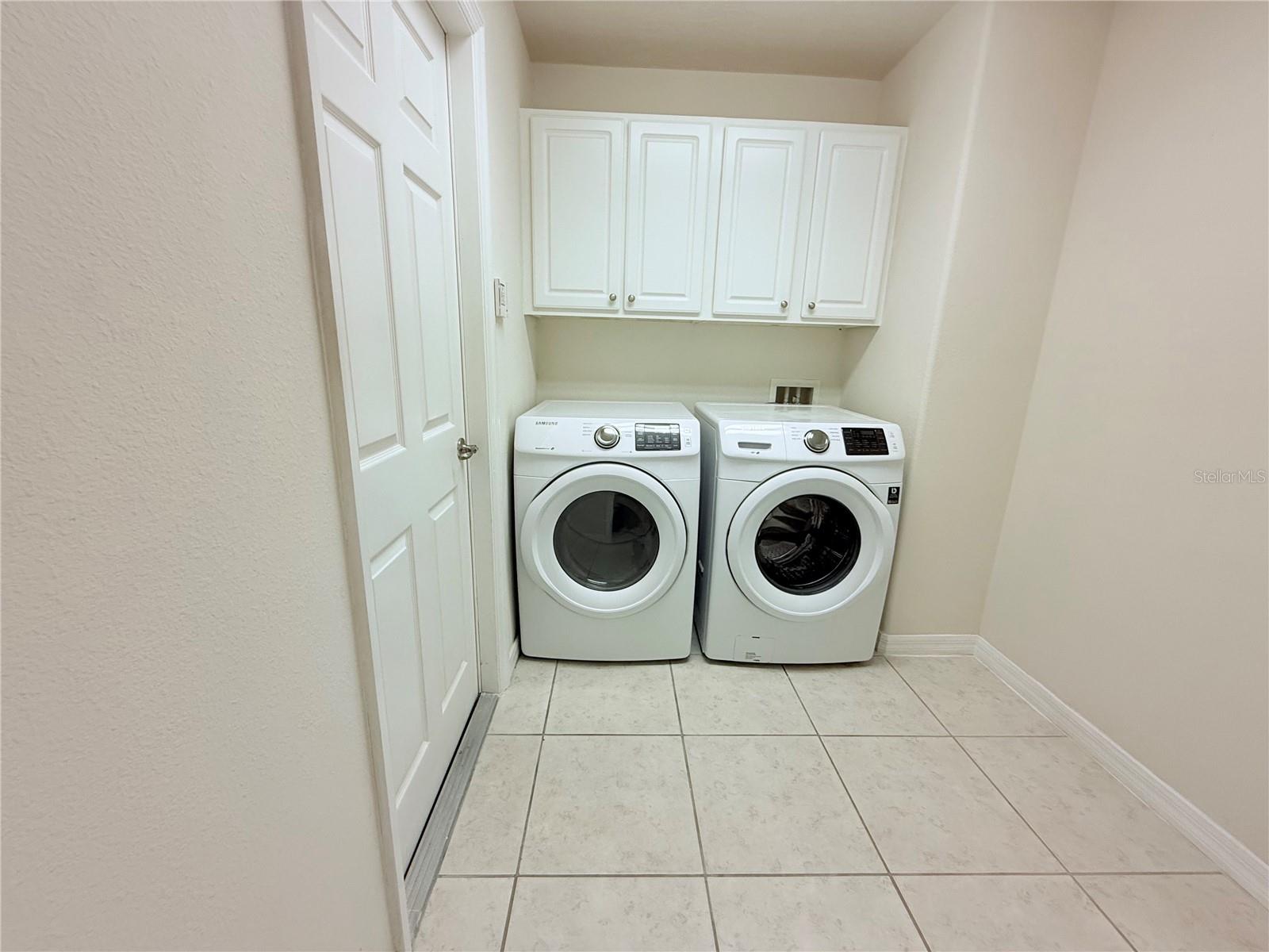 RIVER PLACE - Residential