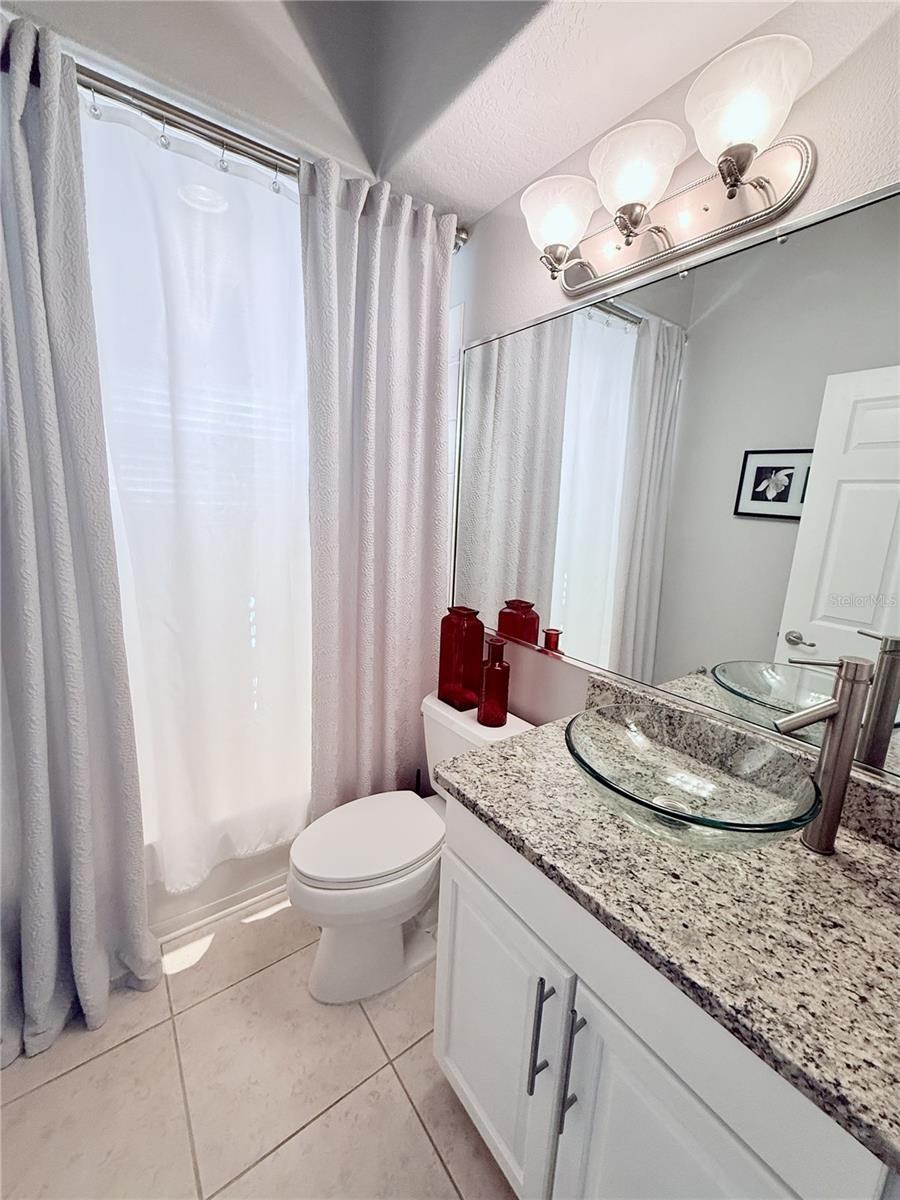 RIVER PLACE - Residential