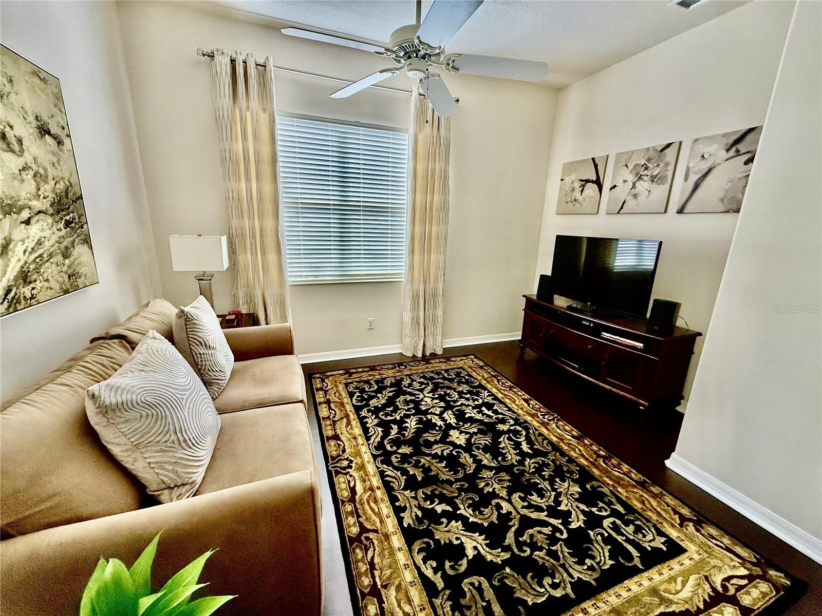 RIVER PLACE - Residential