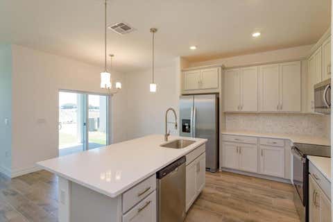 Tiny photo for 784 Sunshower Drive, Lady Lake, FL 32159 (MLS # G5115854)