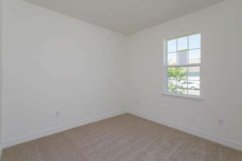Tiny photo for 784 Sunshower Drive, Lady Lake, FL 32159 (MLS # G5115854)